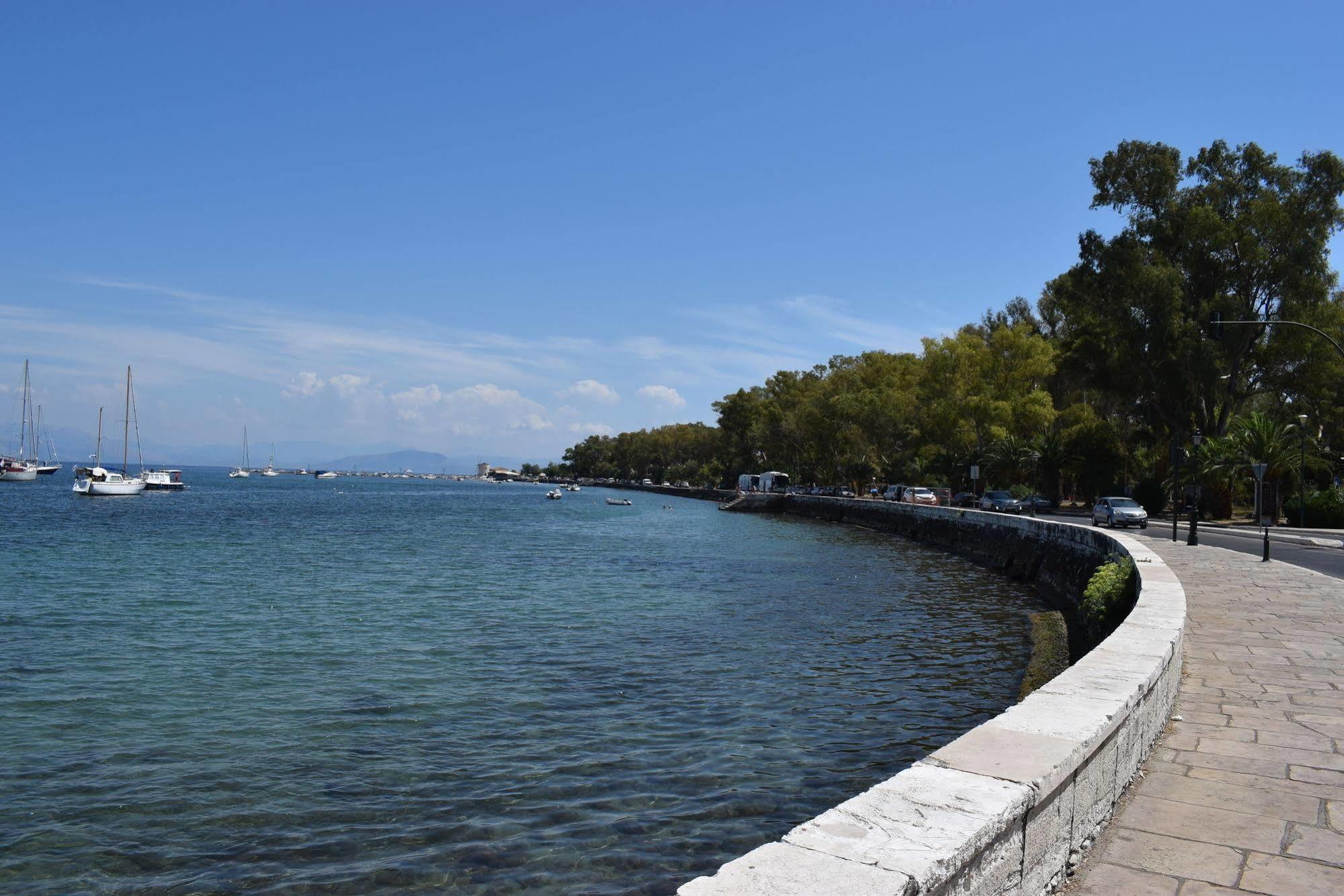 Garitsa Bay Apartment Corfu  Exterior photo